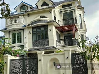 Bán biệt thự khu cao ốc phố đông  phước long b  liên phường  283m2/8*25m/trệt 2 lầu/sổ hc