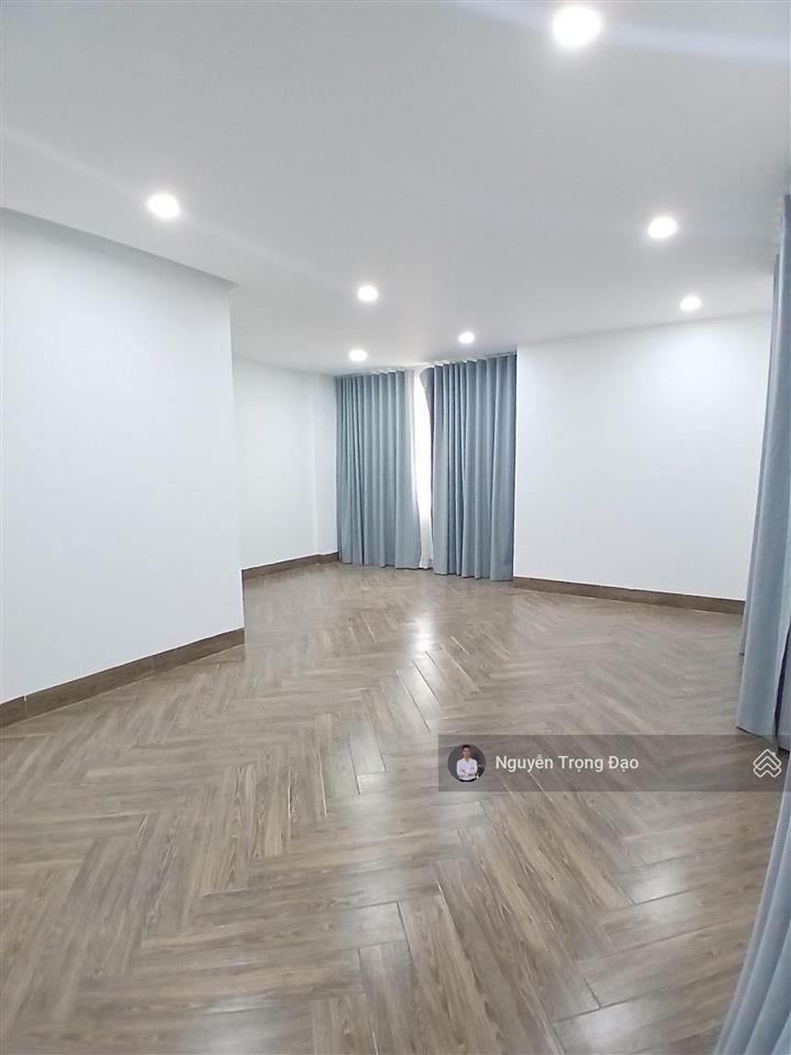 Bán biệt thự khu cao ốc phố đông  phước long b  liên phường  283m2/8*25m/trệt 2 lầu/sổ hc