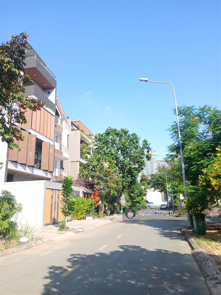 Cho thuê nguyên căn 1 trệt 3 lầu, 6pn, 102.5m2, khu thế kỷ 21, thạnh mỹ lợi, quận 2, full nội thất
