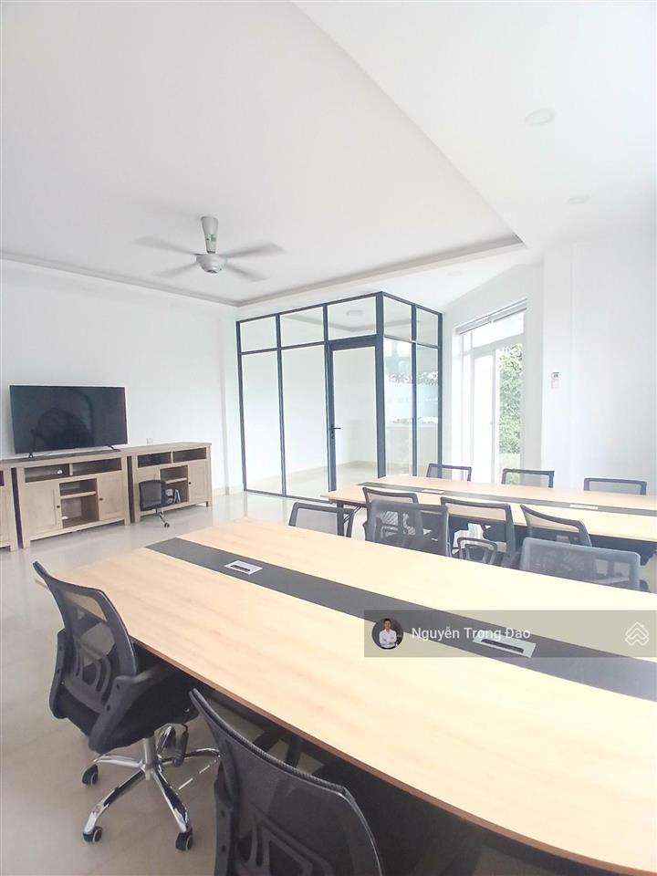 Cho thuê sàn văn phòng 105m2 khu bát nàn  đảo kc  quận 2  nội thất cb  free nước + phí quản lý
