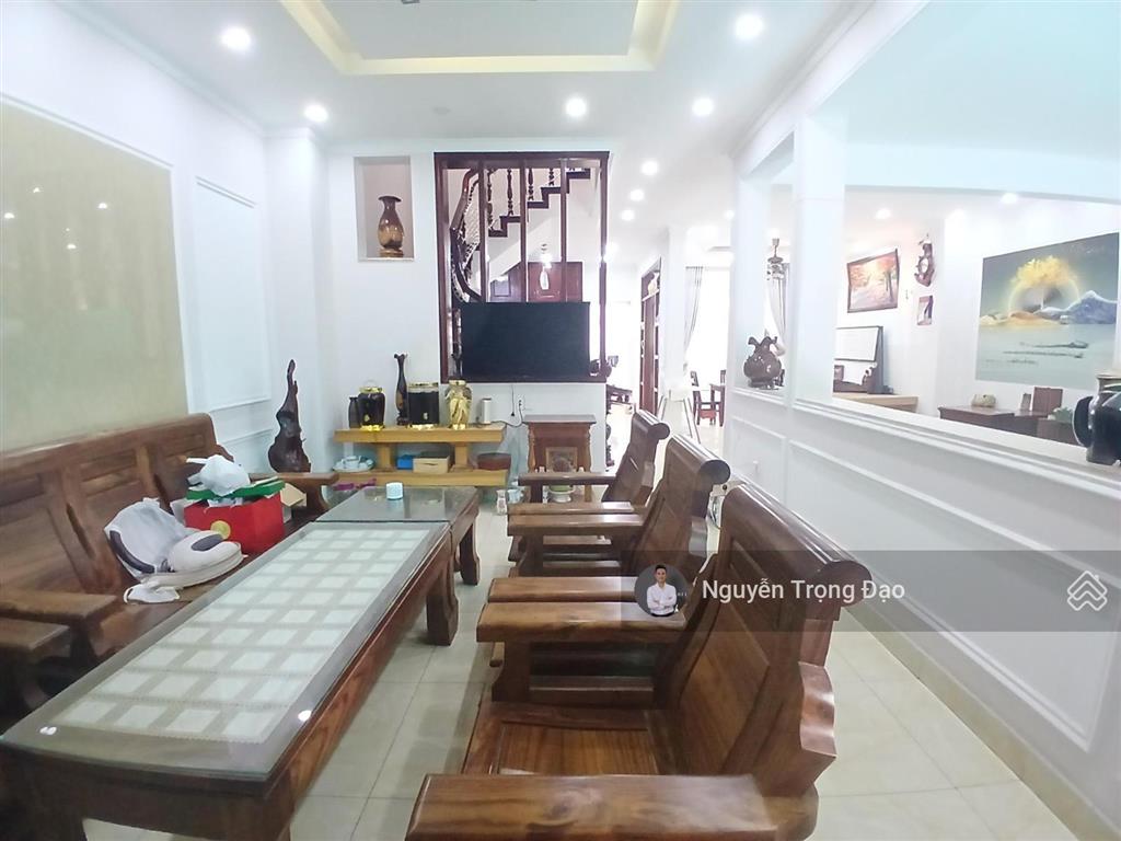 Cho thuê nguyên căn 152m2 (8*19m)  1 trệt 3 lầu  5pn  khu thạnh mỹ lợi  đảo kim cương  quận 2