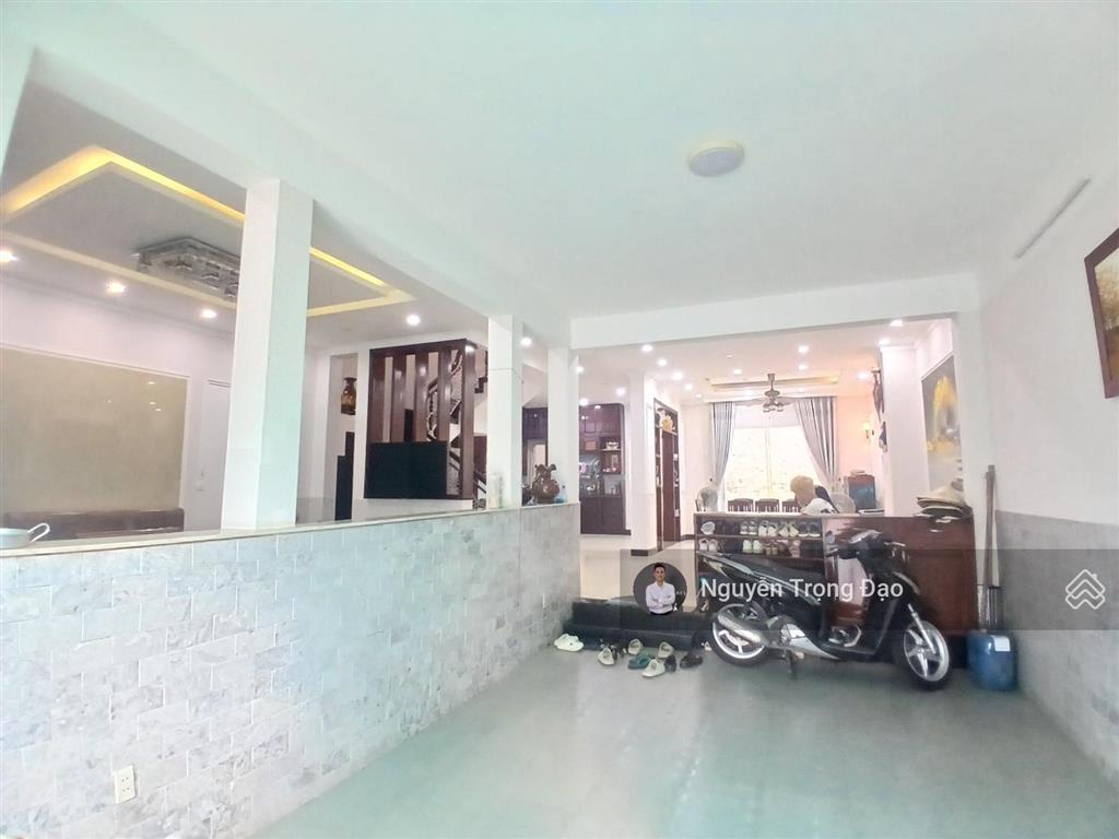 Cho thuê nguyên căn 152m2 (8*19m)  1 trệt 3 lầu  5pn  khu thạnh mỹ lợi  đảo kim cương  quận 2