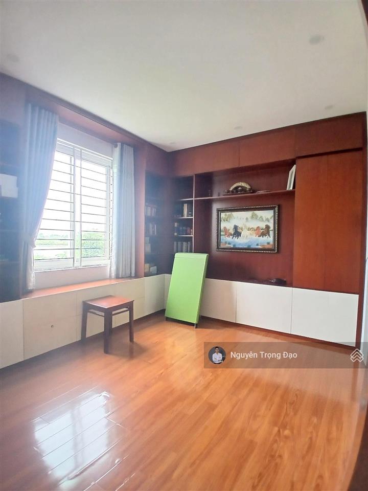 Cho thuê nguyên căn 152m2 (8*19m)  1 trệt 3 lầu  5pn  khu thạnh mỹ lợi  đảo kim cương  quận 2