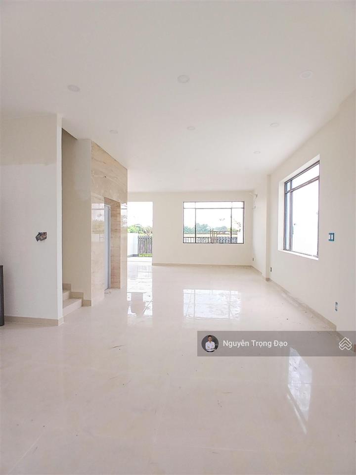Cho thuê nguyên căn hầm 4 lầu khu thạnh mỹ lợi  đảo kc  200m2/10*20m/650m2  view hồ sinh thái