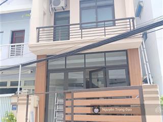 Cho thuê nguyên căn 1 trệt 1 lầu khu thạnh mỹ lợi  quận 2  2pn  full nội thất  nhà mới  hẻm xh