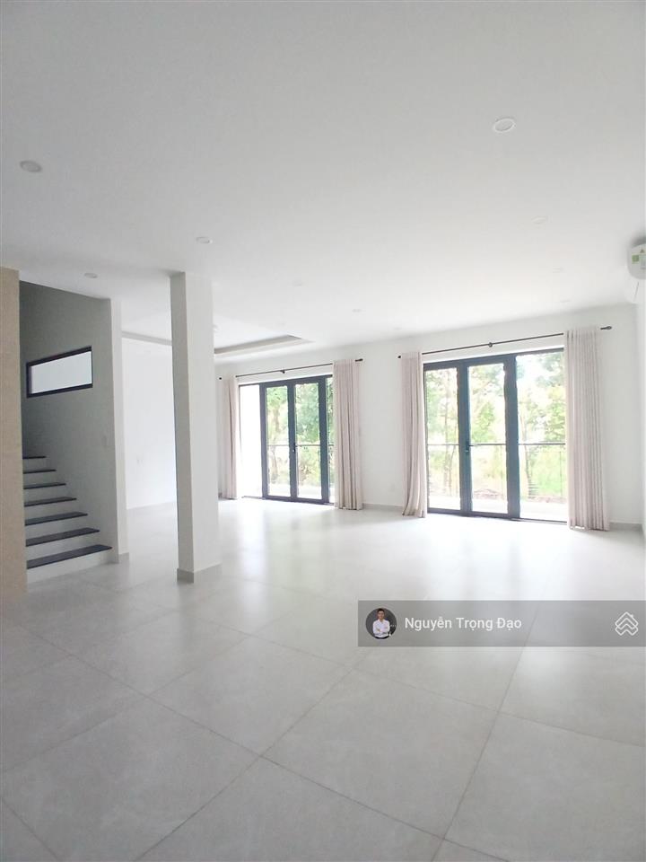 Cho thuê nguyên căn 8*20m  khu dân cư thủ thiêm villa  thạnh mỹ lợi  hầm 4 lầu  6pn  thang máy