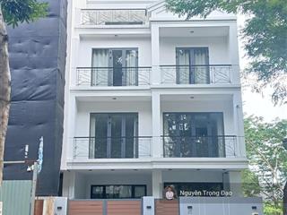 Cho thuê nguyên căn 8*20m  khu dân cư thủ thiêm villa  thạnh mỹ lợi  hầm 4 lầu  6pn  thang máy
