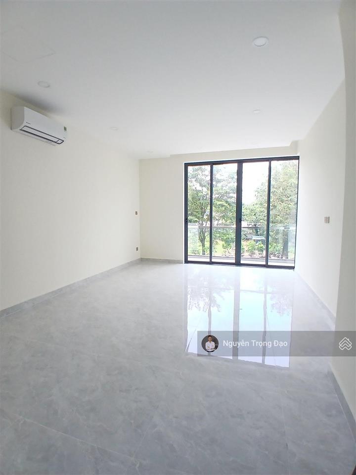 Cho thuê nguyên căn 180m2  khu mystery đảo kc  10*18m/hầm 4 lầu/thang máy/đh  sàn trống suốt