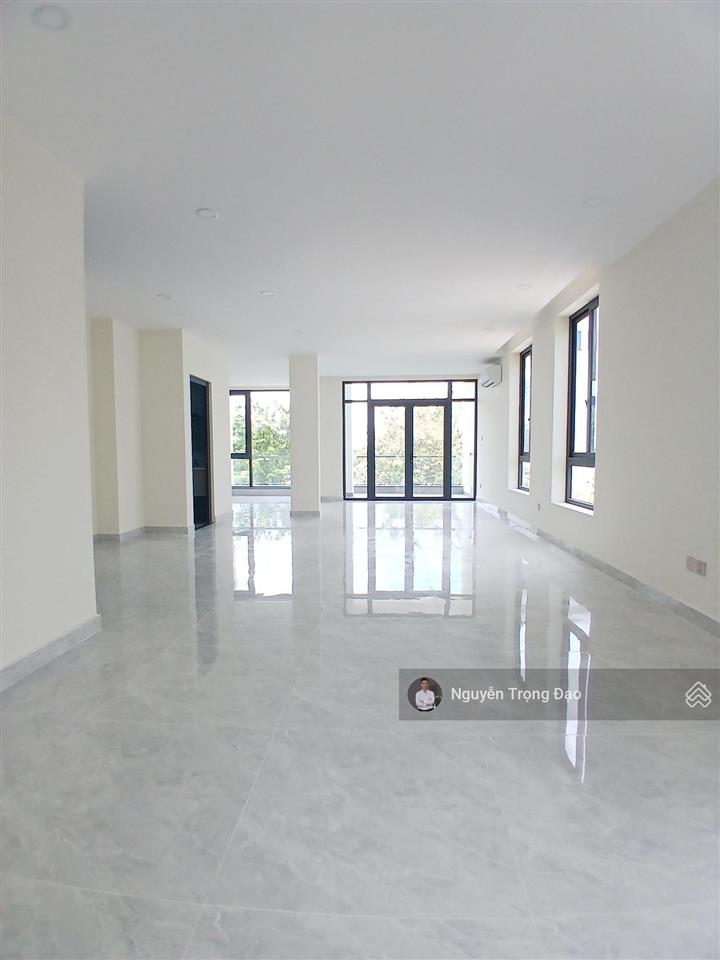 Cho thuê nguyên căn 180m2  khu mystery đảo kc  10*18m/hầm 4 lầu/thang máy/đh  sàn trống suốt