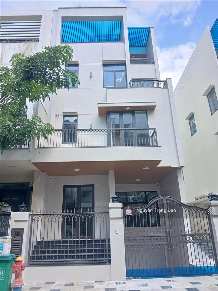 Cho thuê nguyên căn hầm 4 lầu  7*18m/420m2  khu saigon mystery  đảo kim cương  tm, đh đầy đủ