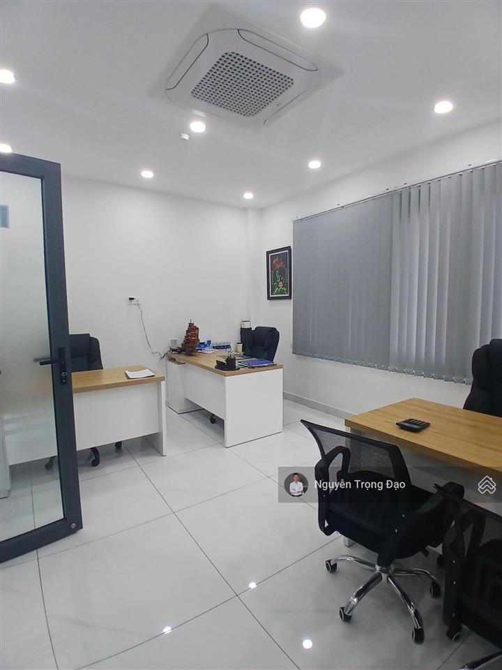 Cho thuê nguyên căn 5*20m/trệt 3 lầu  trương văn bang  khu thạnh mỹ lợi  đảo kc  có thang máy