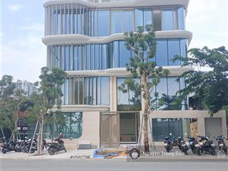 Cho thuê nguyên căn bt 315m2/1200m2 sàn  trần quý kiên  thạnh mỹ lợi  hầm 5 tầng  view sông sg