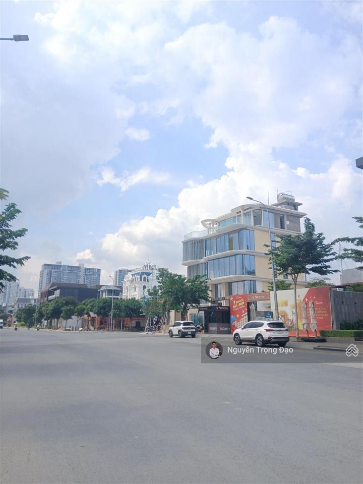 Cho thuê nguyên căn bt 315m2/1200m2 sàn  trần quý kiên  thạnh mỹ lợi  hầm 5 tầng  view sông sg