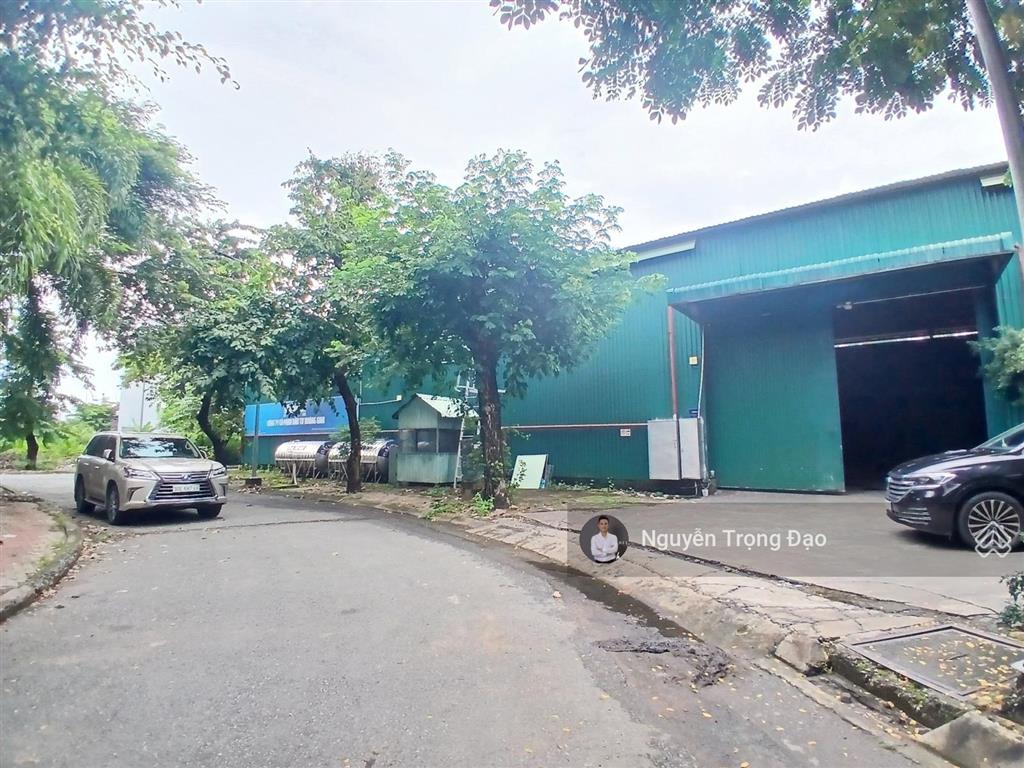 Cho thuê kho xưởng 770m2 khu thạnh mỹ lợi đảo kc  q2  trần cao 8m, nền bê tông, mái tôn, có pccc