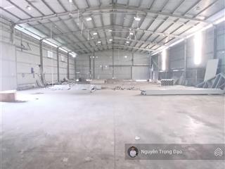 Cho thuê kho xưởng 770m2 khu thạnh mỹ lợi đảo kc  q2  trần cao 8m, nền bê tông, mái tôn, có pccc