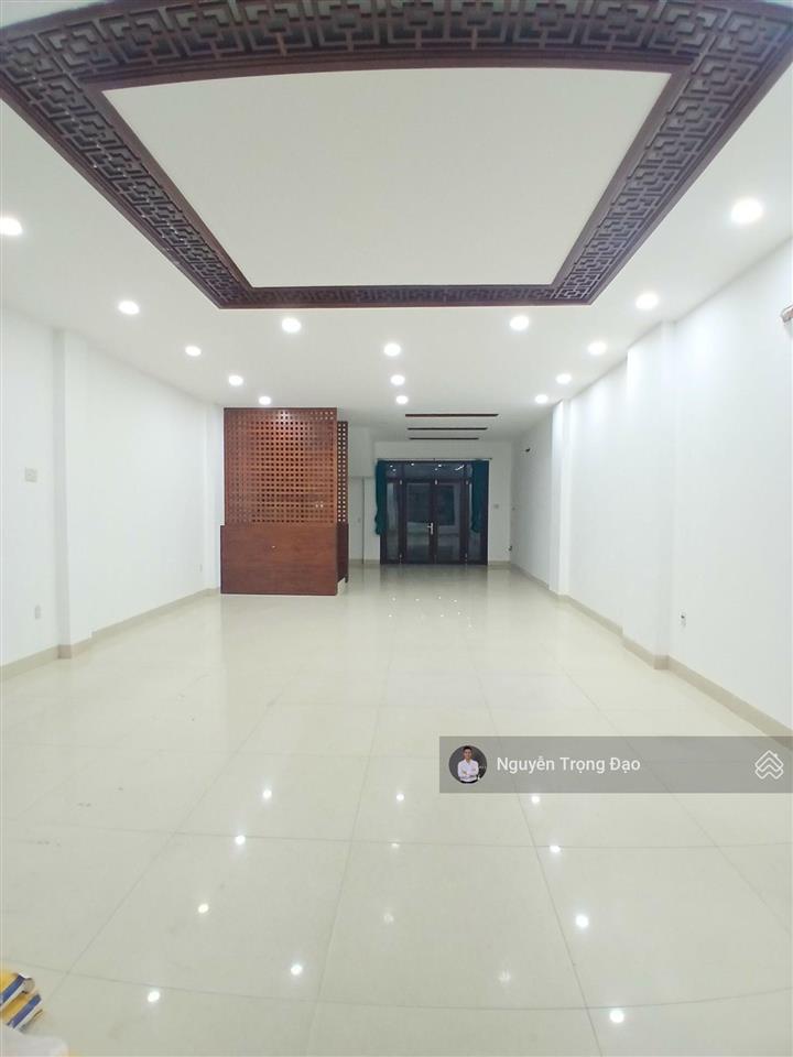 Cho thuê nguyên căn trệt 3 lầu, 6*23.5m/500m2  kdc đông thủ thiêm  bình trưng đông  quận 2