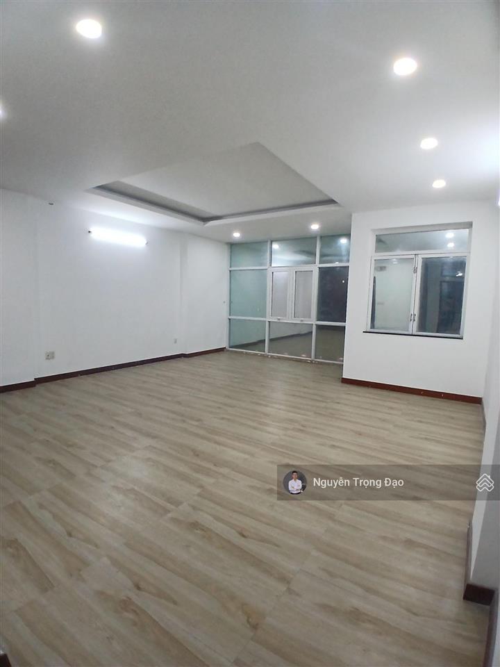 Cho thuê nguyên căn trệt 3 lầu, 6*23.5m/500m2  kdc đông thủ thiêm  bình trưng đông  quận 2