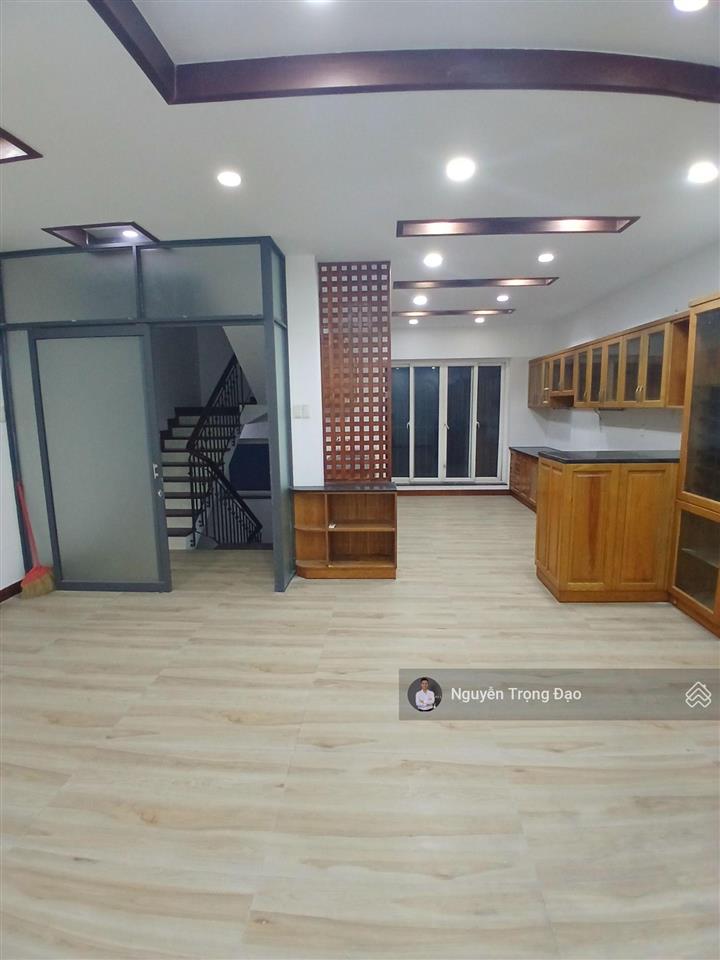 Cho thuê nguyên căn trệt 3 lầu, 6*23.5m/500m2  kdc đông thủ thiêm  bình trưng đông  quận 2