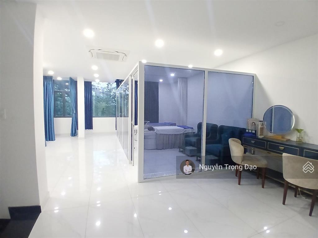 Cho thuê nguyên căn hầm 4 lầu  8*20m  khu thạnh mỹ lợi  quận 2  dt sàn 500m2