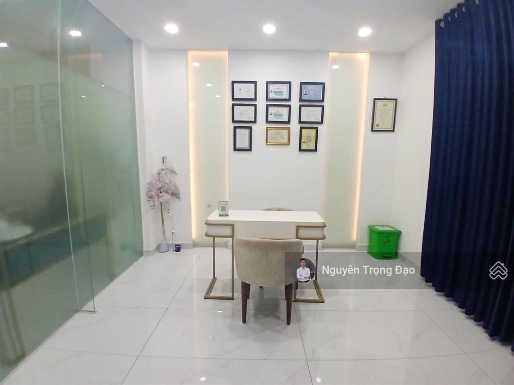 Cho thuê nguyên căn hầm 4 lầu  8*20m  khu thạnh mỹ lợi  quận 2  dt sàn 500m2