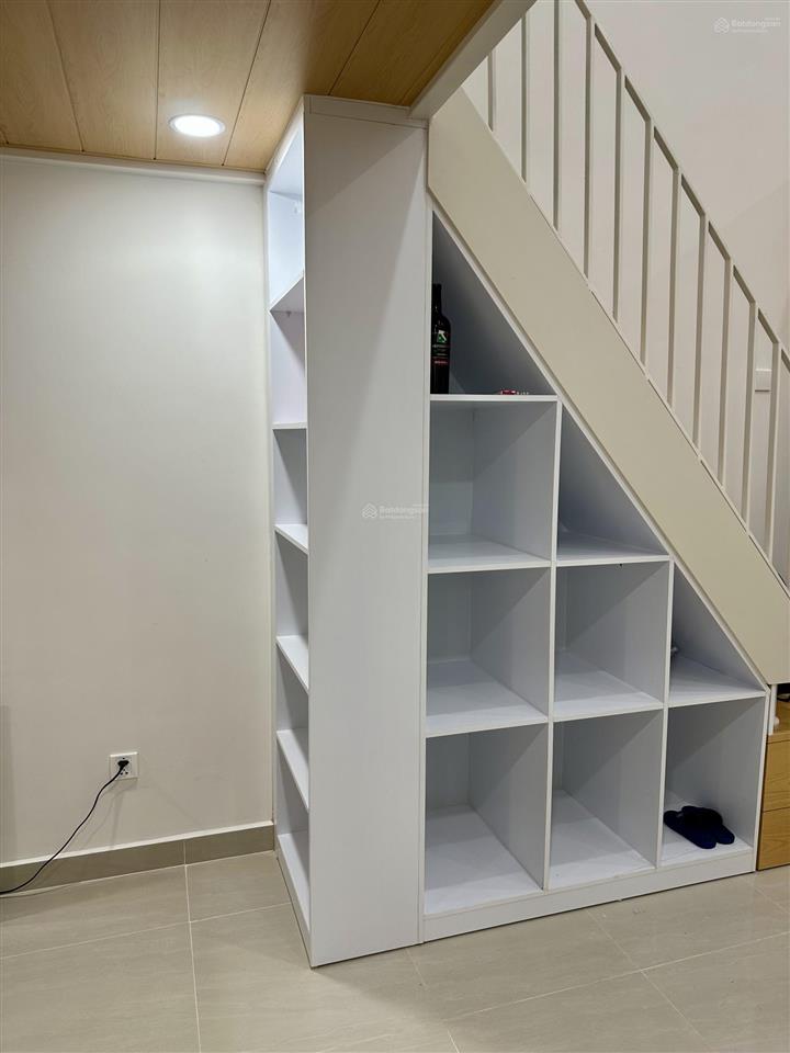 Chính chủ cho thuê căn hộ thiết kế duplex tại sun urban city hà nam.