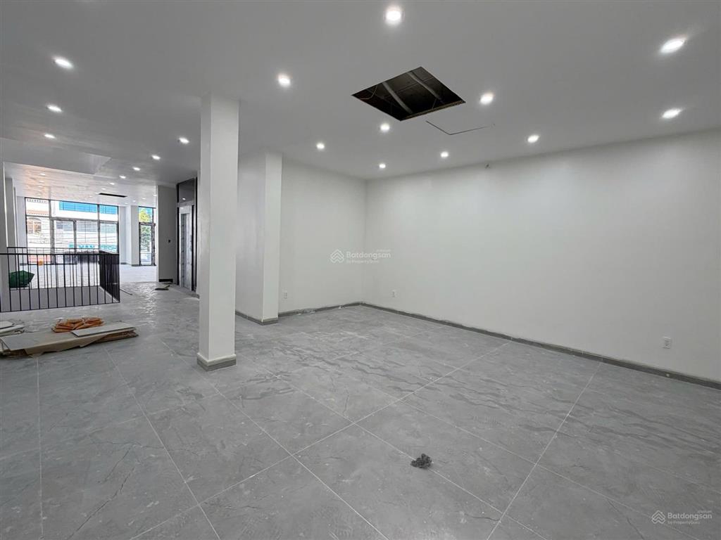 Giảm 6,1 tỷ bán tòa nhà văn phòng 5 tầng vip khu k300 hoàn thiện đẹp tâm