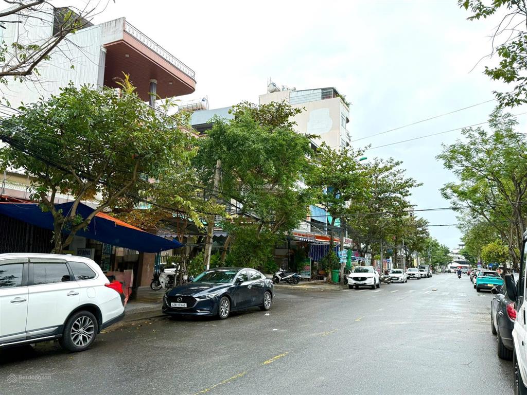 Siêu rẻ! lô đất biển 2 mặt tiền đường 10m5, cách biển 200m, diện tích 225m2 ngang 11.4mnhỉnh 23 tỷ