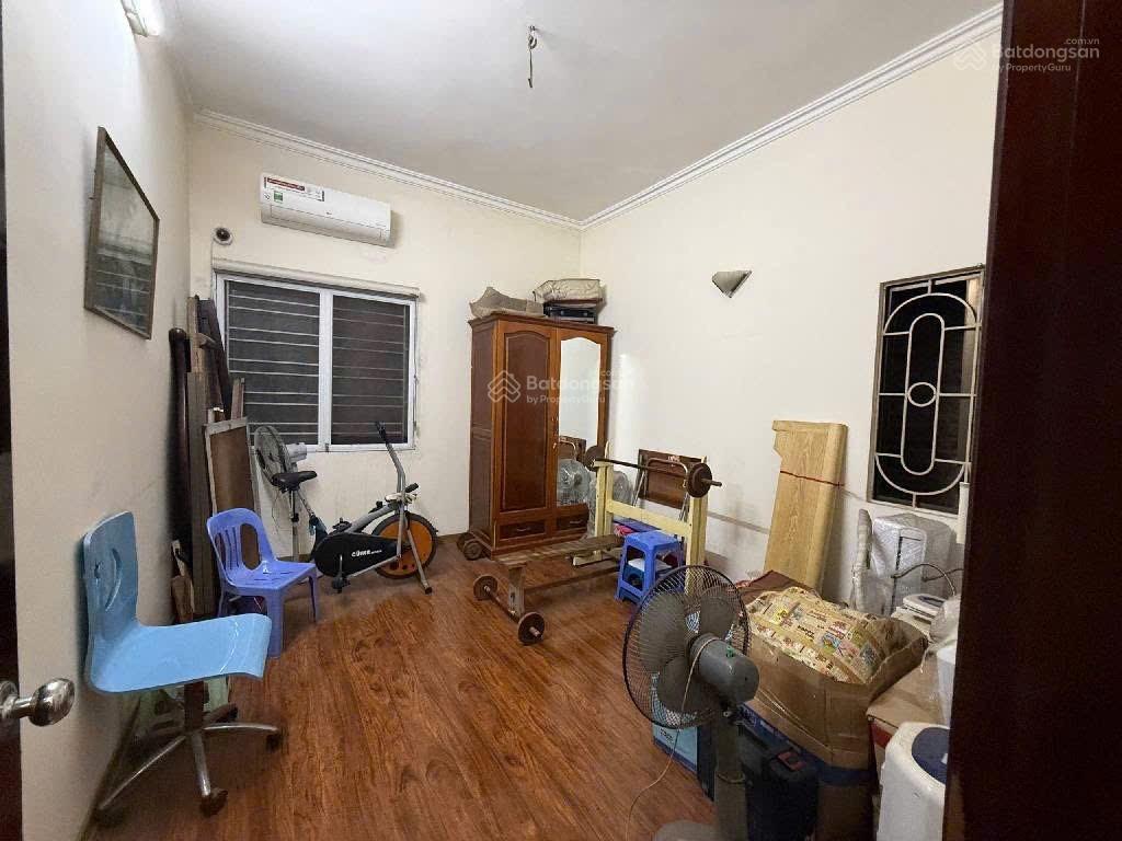 Bán nhà hoàng hoa thám  ba đình dt 64m2x4t lô góc 3 thoánggiá 12.5 tỷ có tl.