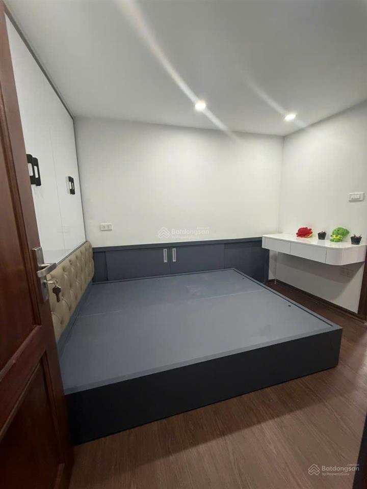 Bán nhà xây mới ôtô đỗ cửa và kd ,ngõ hàng đậu, dt 13m2 x 5tầng, giá 5.3 tỷ có tl, a.thắng.