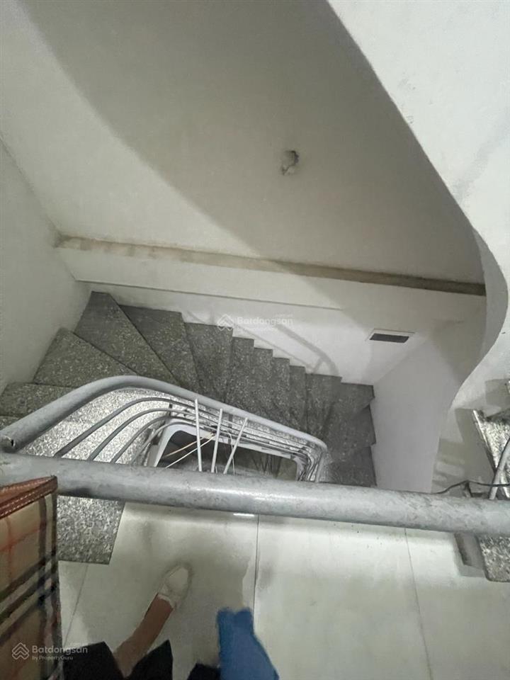 Bán nhà phố đội cấn dt 50m2 x5t giá 11.2 tỷ có tl.  a.thắng