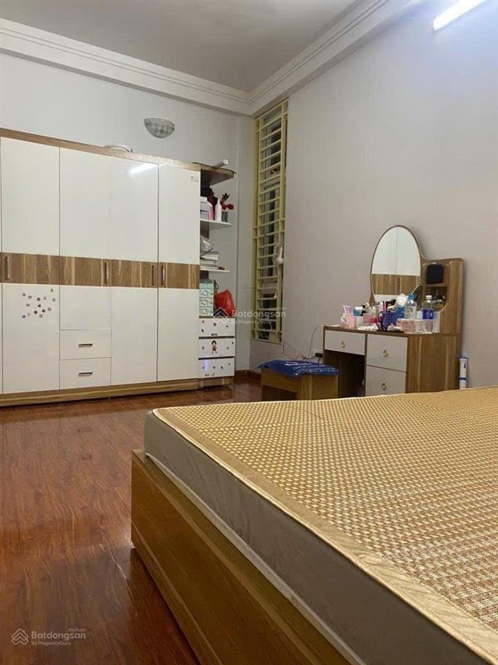 Bán nhà riêng lô góc, kinh doanh phố đội cấn dt 34m2 x 4,5t giá 8,8 tỷ có tl.  a. thắng