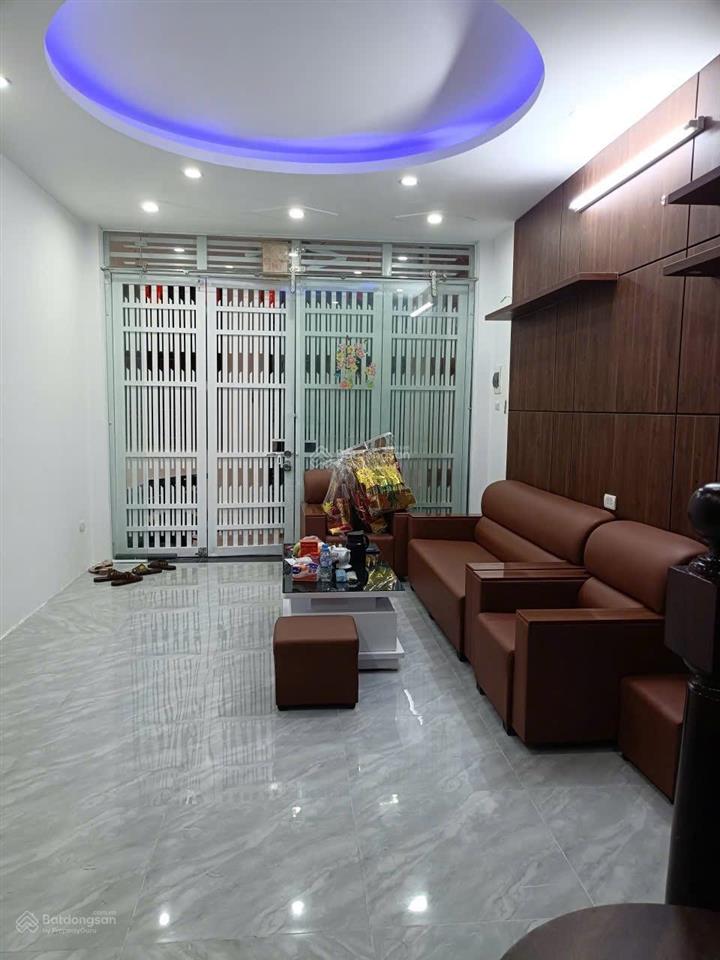Bán nhà riêng lô góc, kinh doanh phố đội cấn dt 34m2 x 4,5t giá 8,8 tỷ có tl.  a. thắng