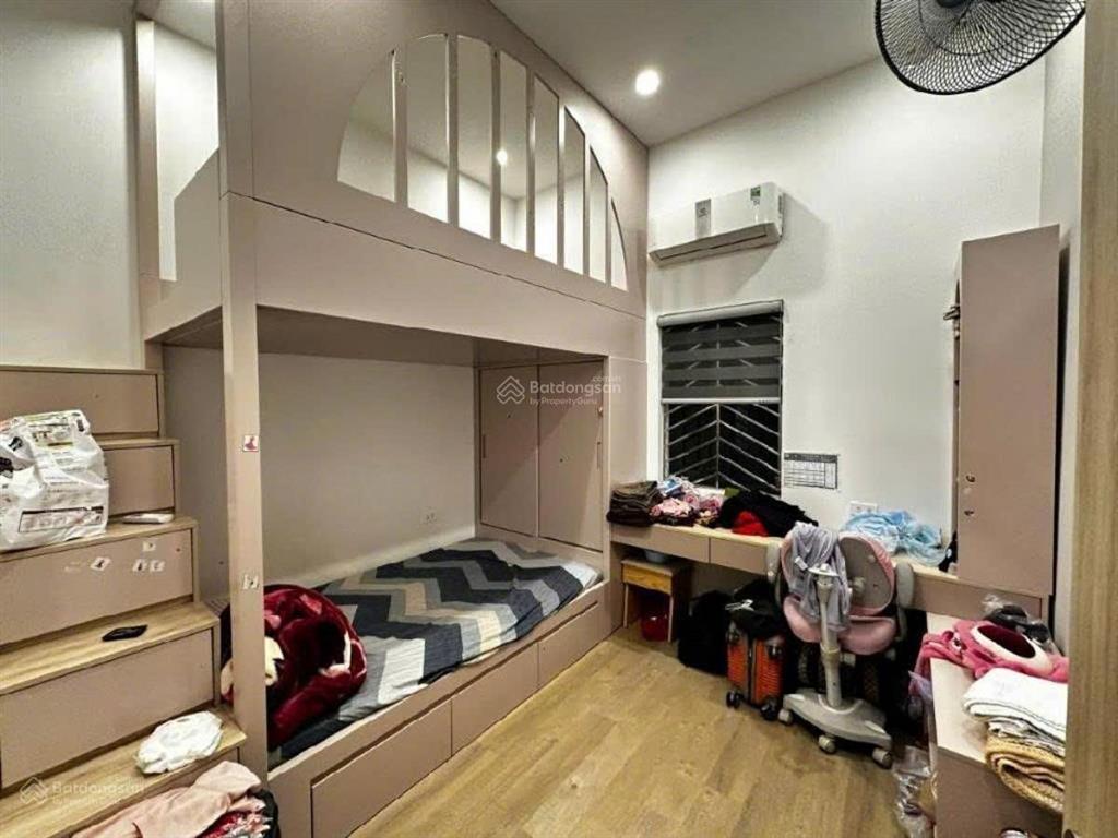 Bán nhà riêng phố thụy khuê, dt 45m2 x 5 tầng, giá 10.3 tỷ có tl,  a. thắng