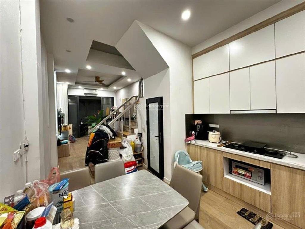 Bán nhà riêng phố thụy khuê, dt 45m2 x 5 tầng, giá 10.3 tỷ có tl,  a. thắng
