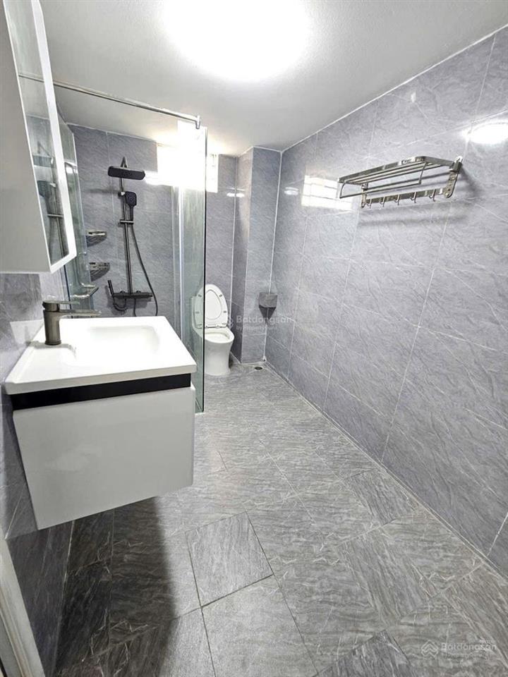 Bán nhà riêng xây mới phố đội cấn, dt 34m2 x 5 tầng, giá 8,85 tỷ có tl,  a. thắng 0896 961 ***