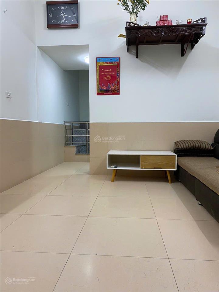 Bán nhà riêng phố nguyễn công hoan, dt 30m2 x 4,5 tầng, giá 8.8 tỷ có tl,  a. thắng