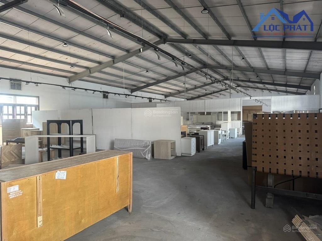 Bán nhà xưởng 7.650m2 giá rẻ chỉ 19 tỷ. trảng dài  vĩnh cửu  đồng nai 0375 854 ***