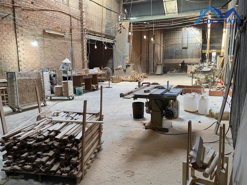 Cho thuê xưởng giá rẻ 1.900m2 chỉ 25 triệu/tháng. long bình  biên hoà  đồng nai 0375 854 ***