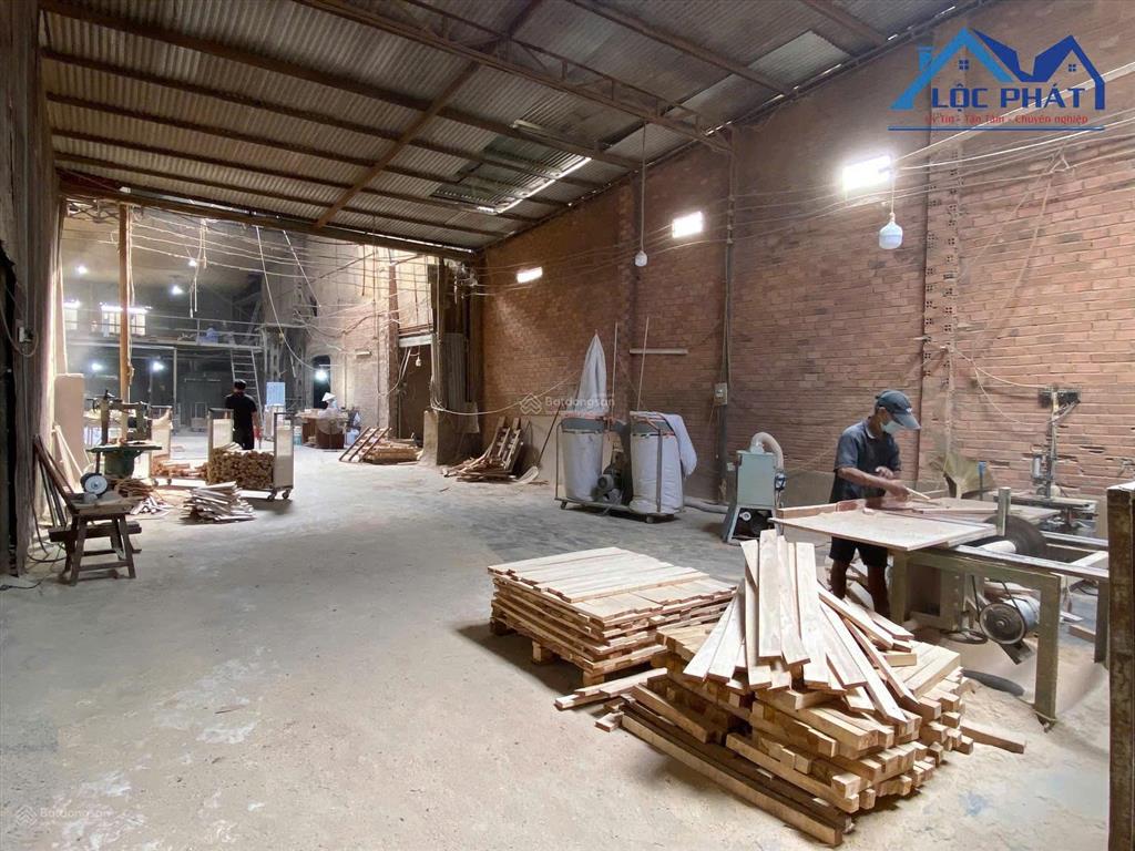 Cho thuê xưởng giá rẻ 1.900m2 chỉ 25 triệu/tháng. long bình  biên hoà  đồng nai 0375 854 ***