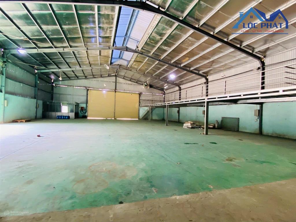 Cho thuê nhà xưởng 1.500m2 giá chỉ 45 triệu. vĩnh cửu  đồng nai 0375 854 ***