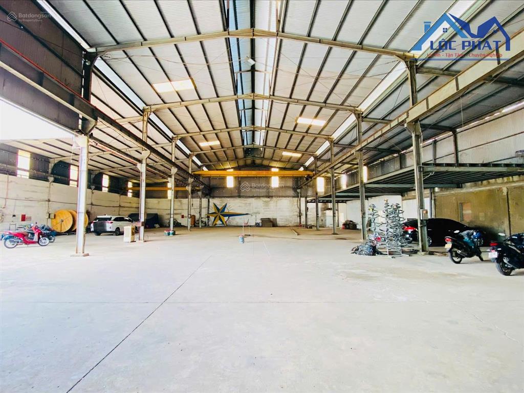 Cho thuê nhà xưởng 2.100m2 giá chỉ 40 triệu, hố nai  trảng bom  đồng nai 0375 854 ***