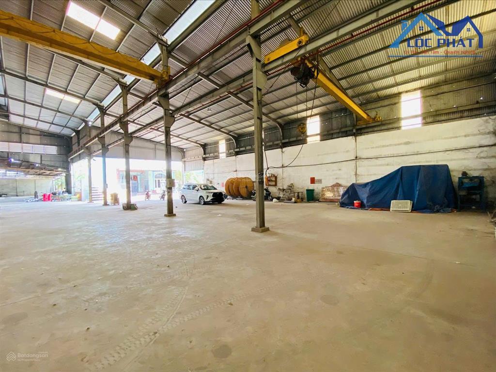 Cho thuê nhà xưởng 2.100m2 giá chỉ 40 triệu, hố nai  trảng bom  đồng nai 0375 854 ***