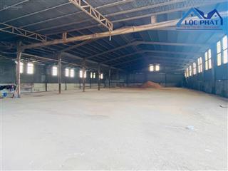 Cho thuê nhà xưởng 1.800m2 giá rẻ chỉ 40 triệu. p hố nai  tp đồng nai 0375 854 ***