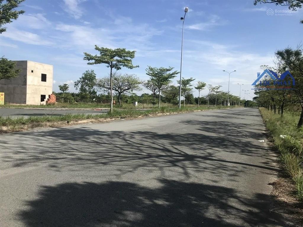 Bán đất full thổ cư 119m2 giá rẻ chỉ 1 tỷ 550 ngay cổng kcn long thành  đồng nai 0375 854 ***