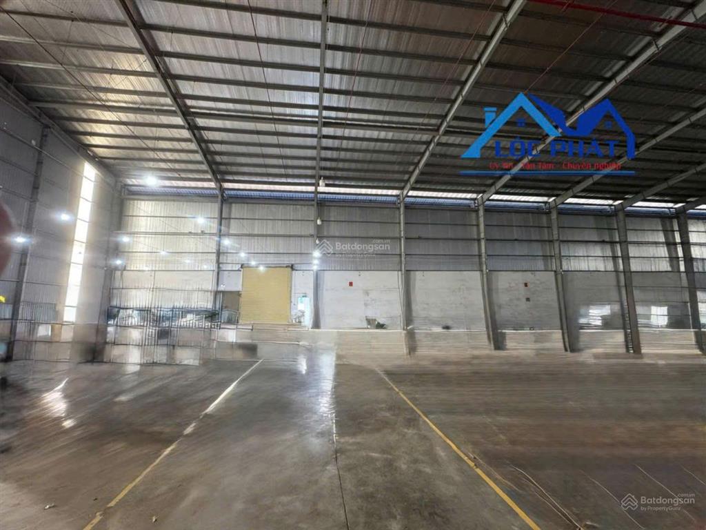 Cho thuê nhà xưởng 2.800m2 giá rẻ chỉ 235 triệu. kcn vĩnh cửu  đồng nai 0375 854 ***