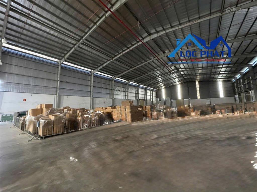 Cho thuê nhà xưởng 2.800m2 giá rẻ chỉ 235 triệu. kcn vĩnh cửu  đồng nai 0375 854 ***