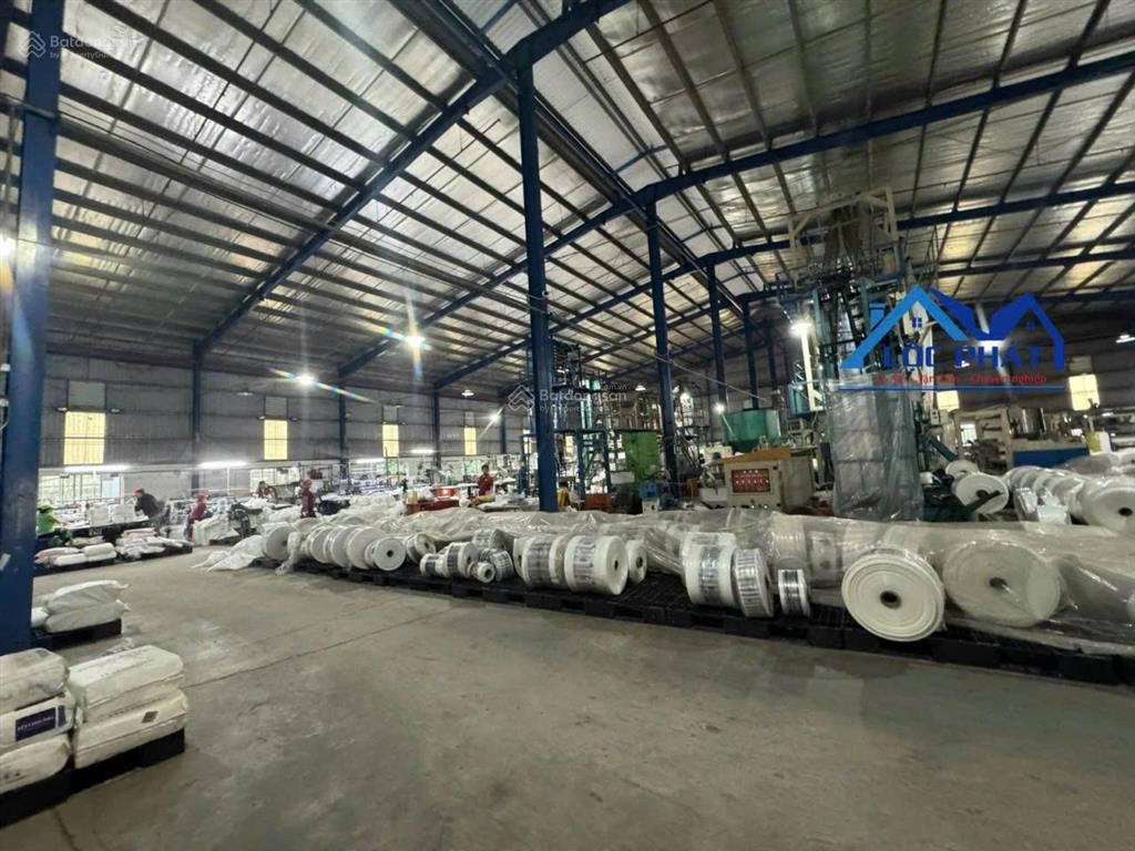 Cho thuê nhà xưởng 1.800m2 giá chỉ 196 triệu. kcn hố nai  tp đồng nai
