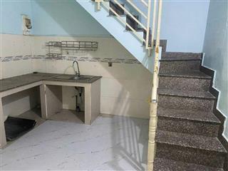 Nhà 2 lầu sổ riêng sát Phạm Văn Đồng – Linh Tây – chỉ 1.8x tỷ