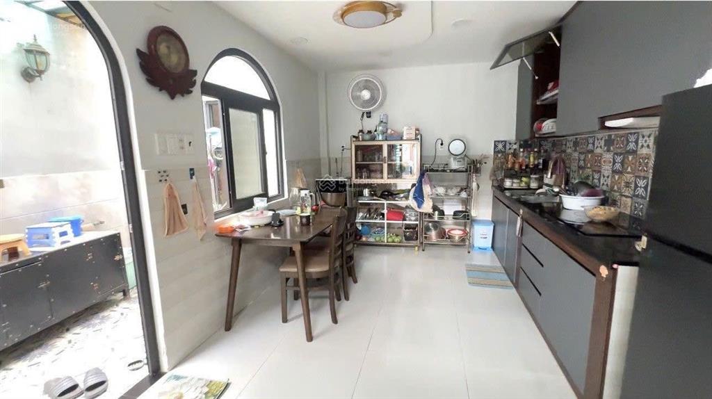 Nhà 2 tầng sổ riêng không quy hoạch không lộ giới  ngay coopmart tam bình  cầu vượt gò dưa