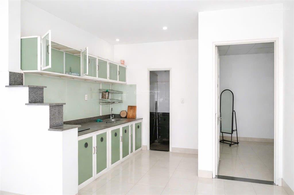 105m2 ko quy hoạch ko lộ giới  2 mặt hẻm có thể phân 2 lô  biệt thự mini mái ngói